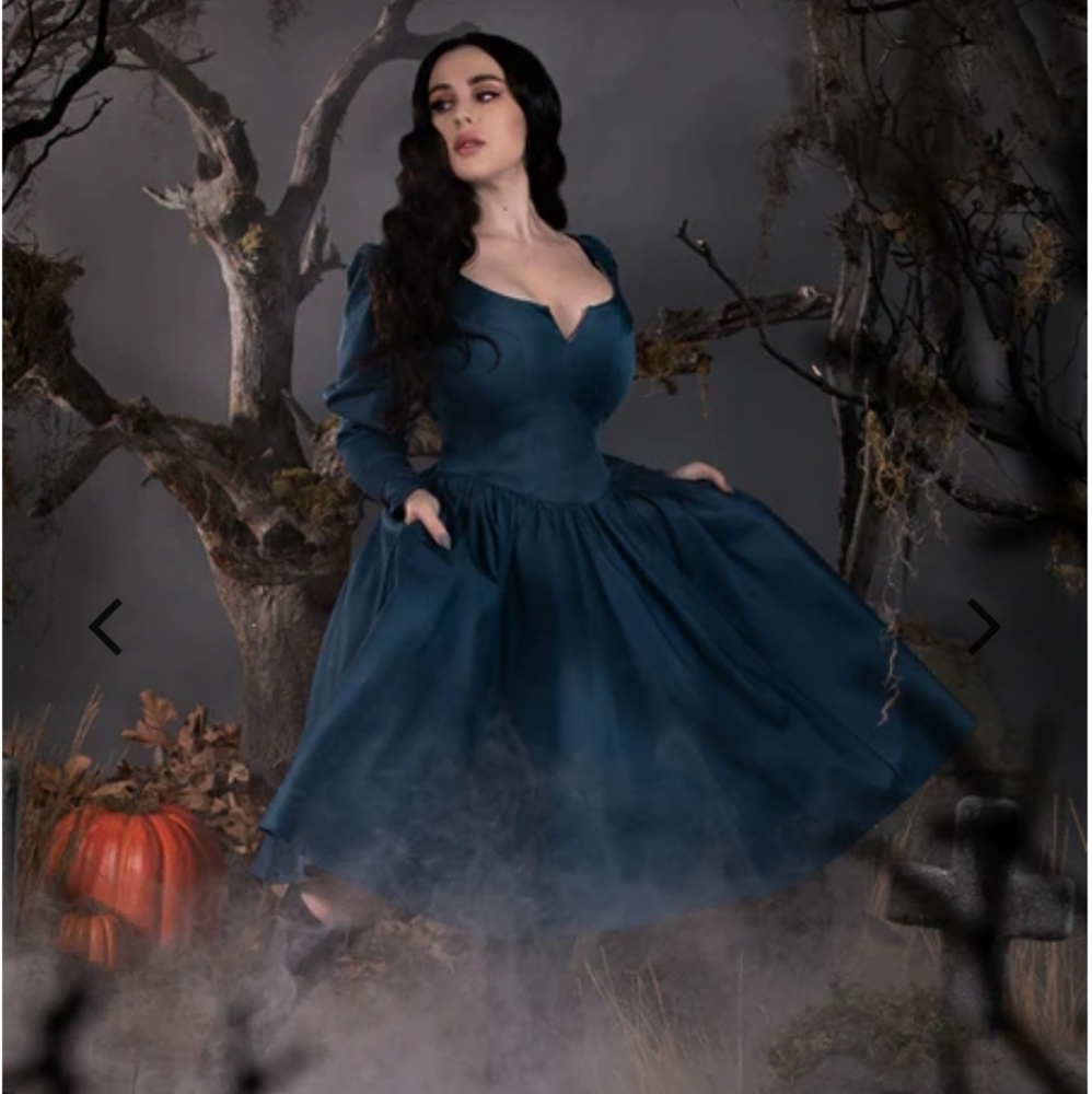 Goth Dress by La Femme en Noir